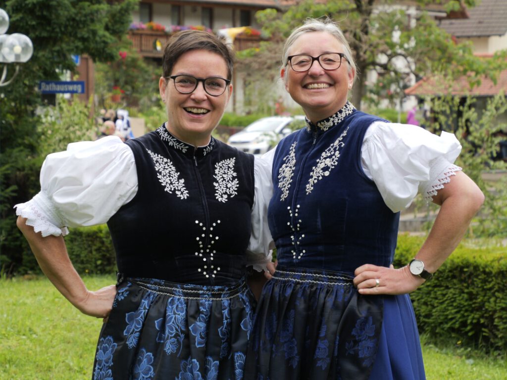 Man trifft sich nach der Prozession