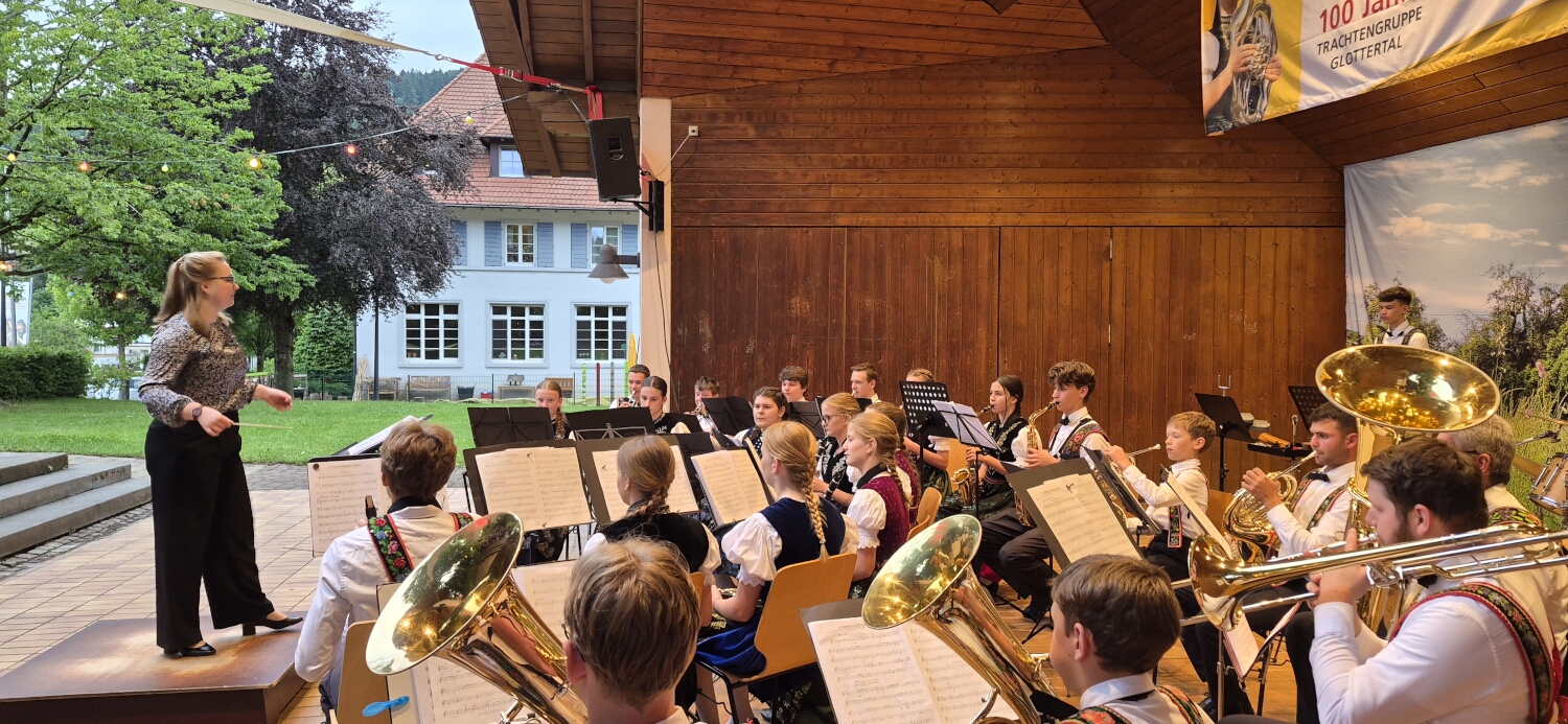 Klangsommer 2026 – mit der Bläserjugend, der Trachtengruppe und den Glottertäler Musikanten