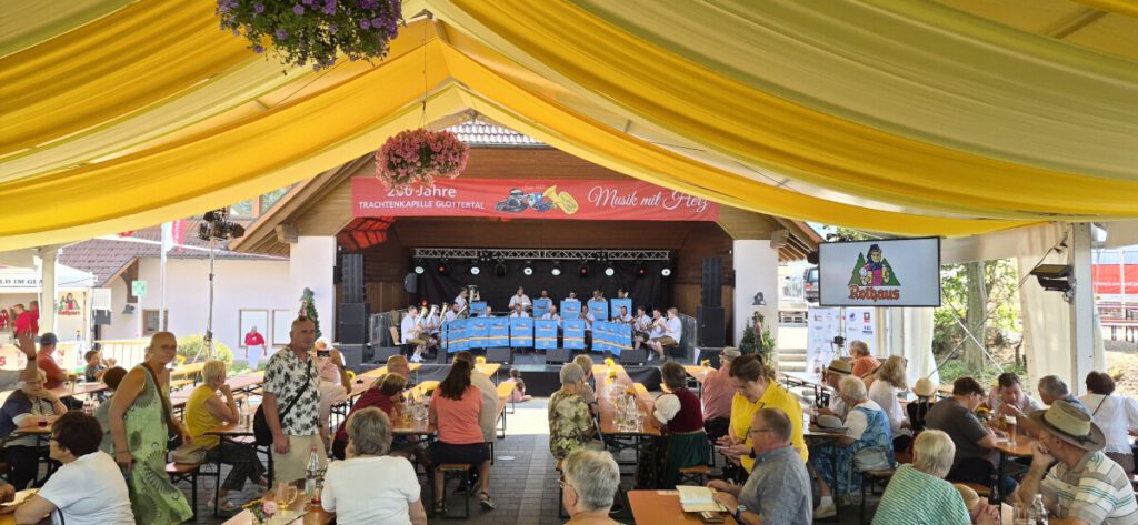 Musikalischer Auftakt: Die Badisch Böhmischen