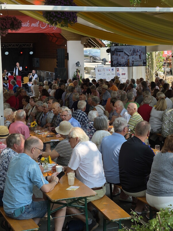 Sorgen für gute Stimmung : die Egerländer 6