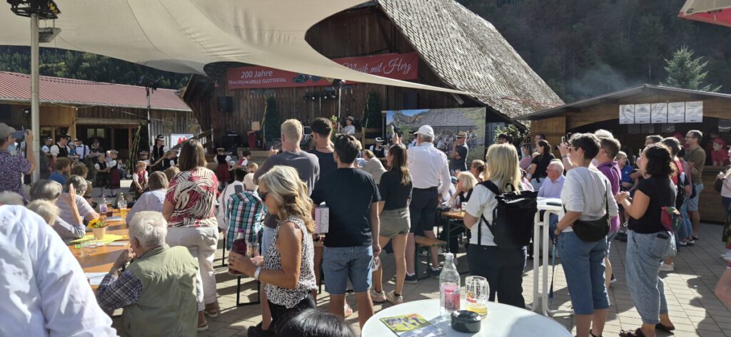Heimatfest ins Hofbure