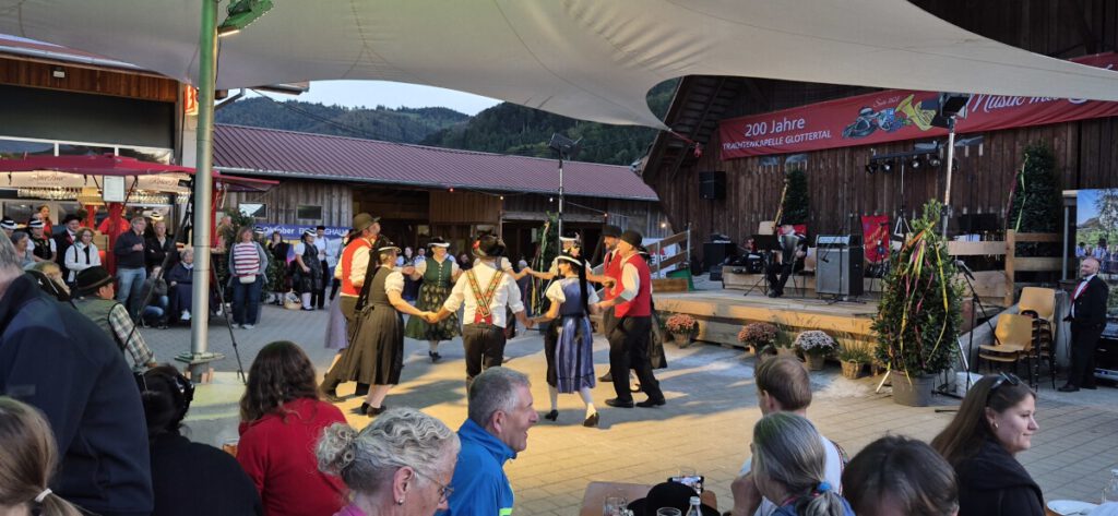 Die Trachtengruppe Biederbach