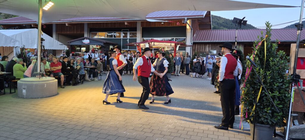Heimatfest ins Hofbure