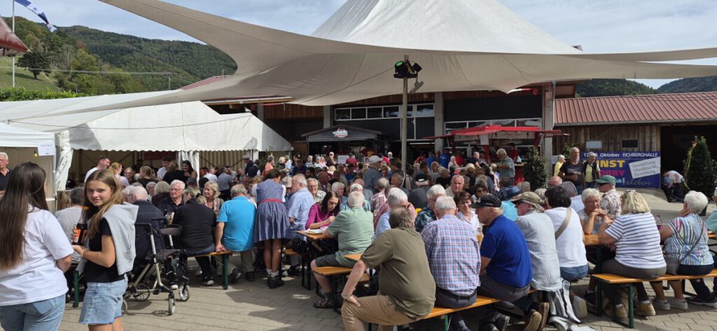 Heimatfest ins Hofbure